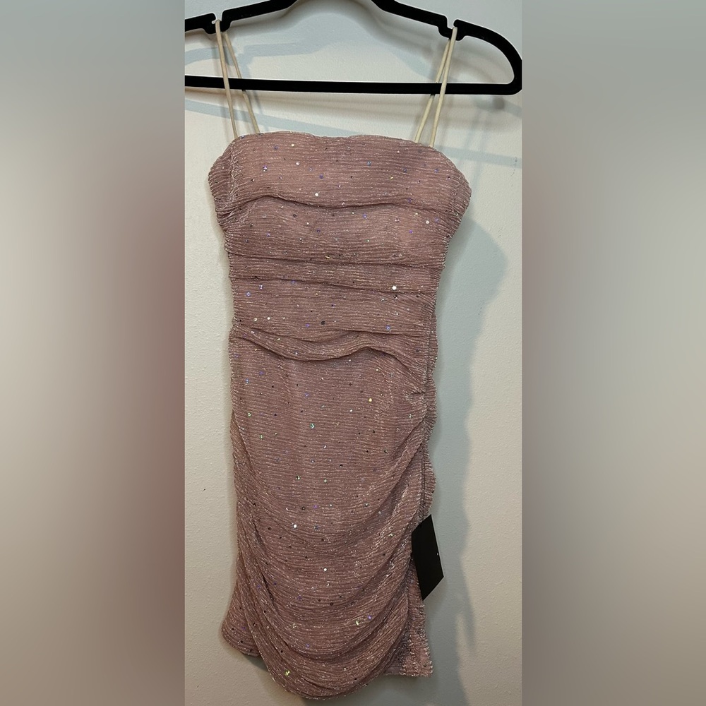 NWT LULUS MAUVE/SHINY SILVER MINI DRESS SIZE XS *SEE NOTES